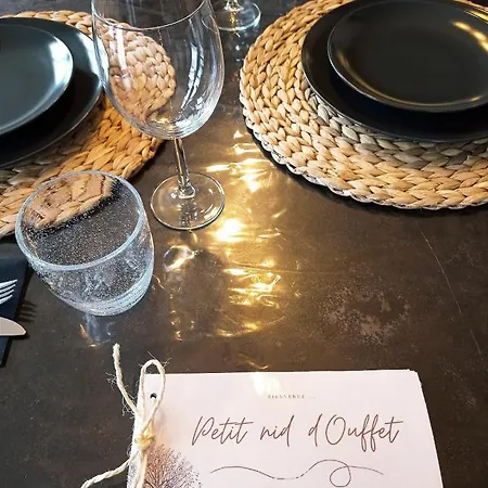 Petit Nid D'Ouffet Casa de Férias *